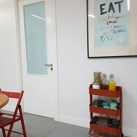 Donosti Surf بيت ضيافة *