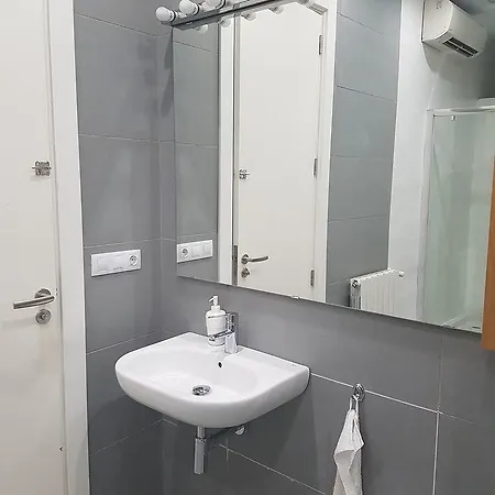 招待所 Donosti Surf 圣塞瓦斯蒂安